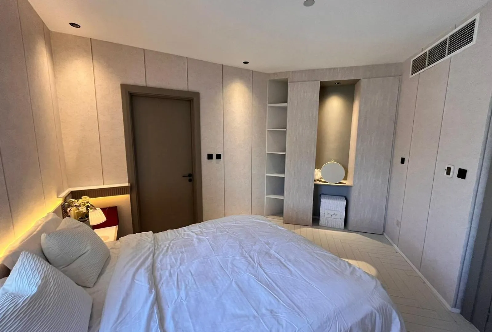 Dubai Gate 1 Apartment 0*,  United Arab Emirates